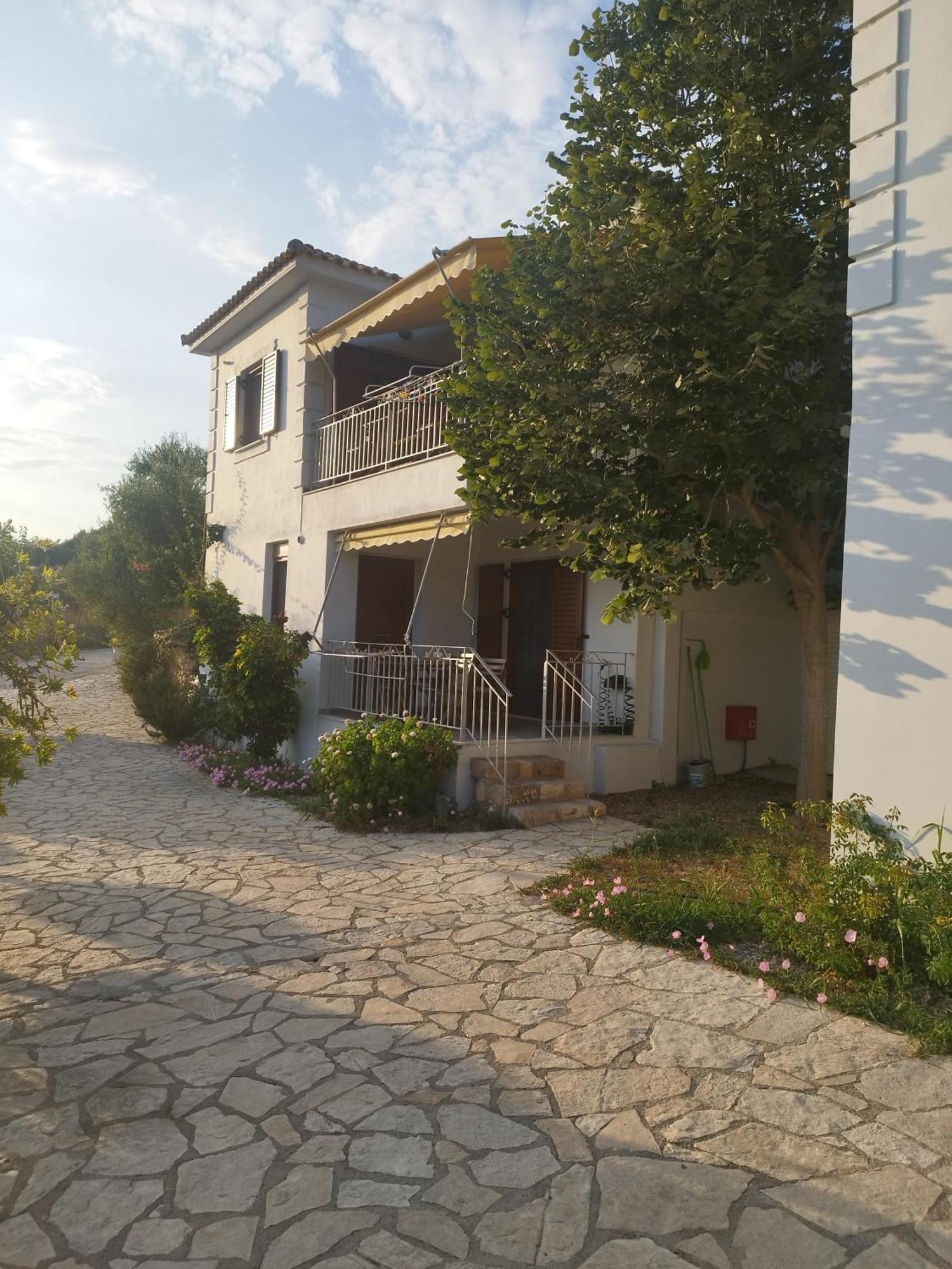 Mary'S Panorama Houses Gialova Exteriör bild